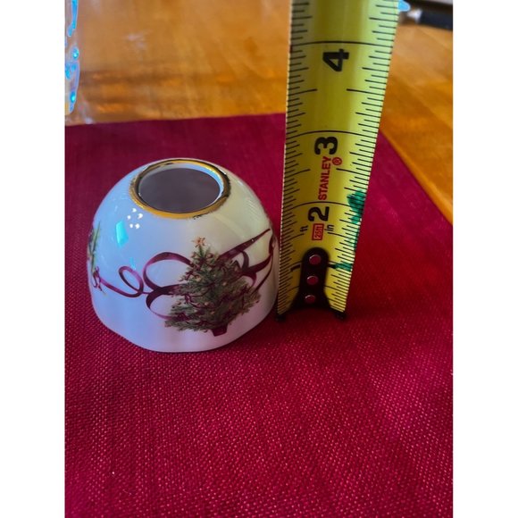 ROYAL ALBERT OLD COUNTRY ROSES CHRISTMAS TREE TEA LIGHT VOTIVE - Picture 8 of 10